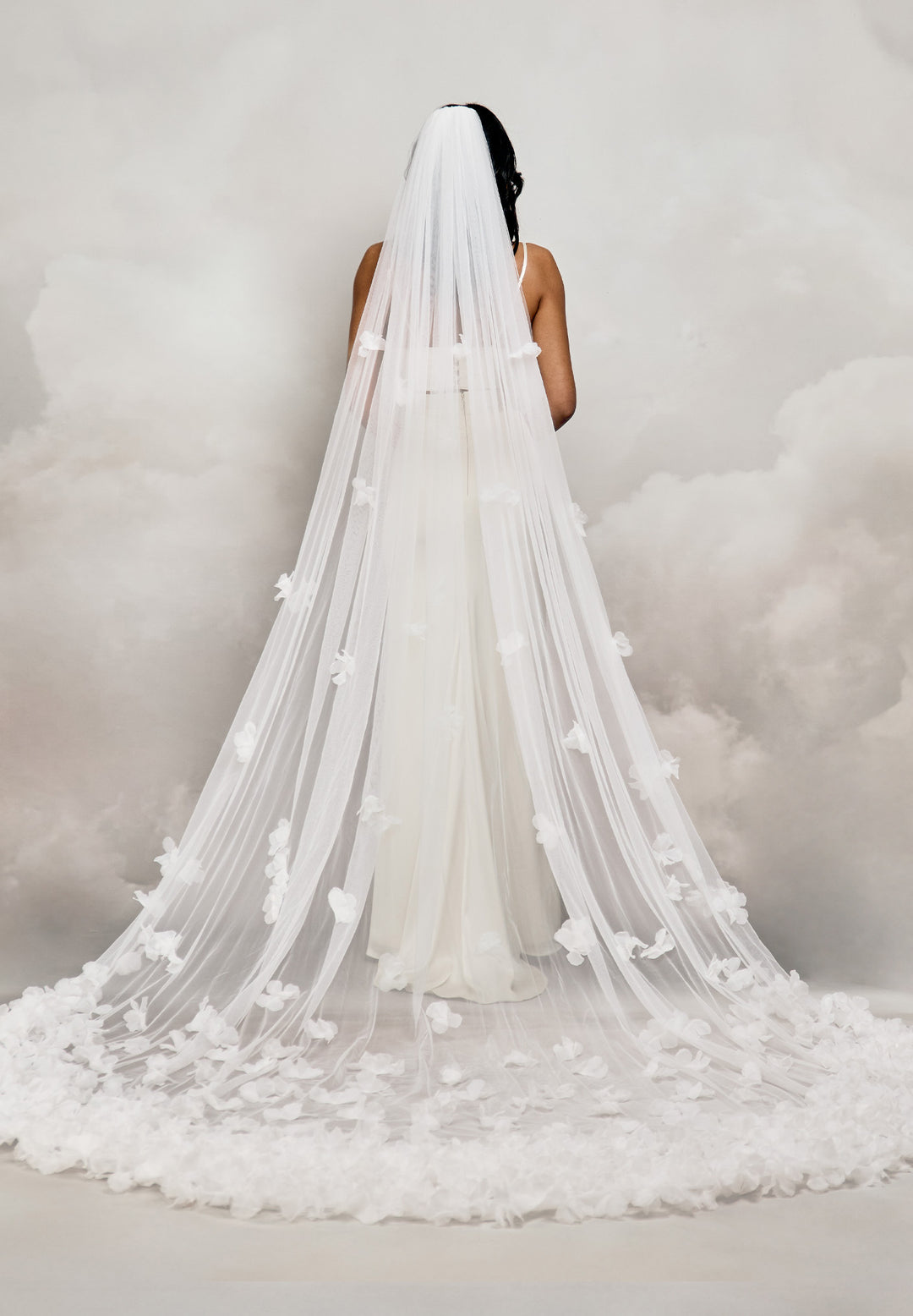 Ella Veil | 3D Flower Bridal Veil | Catherine Deane – Catherine