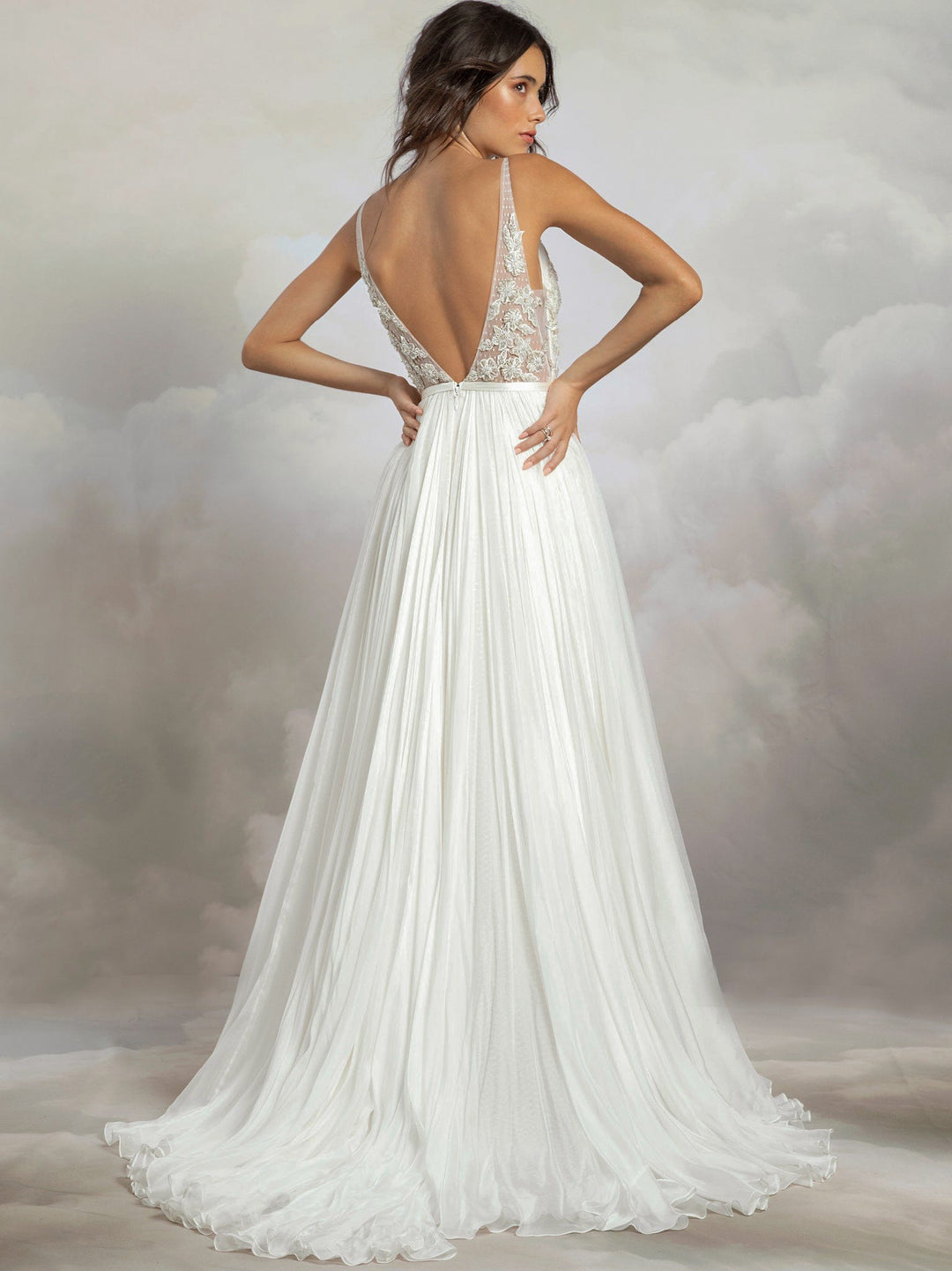 Nico Gown – Catherine Deane US