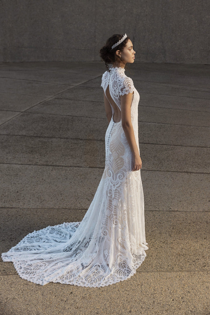 catherine wedding dress designer CATHERINE RAYNER Vintage Pure Raw Ivory Silk Designer Wedding Dress Romantic Roses British Designer Size 10 12